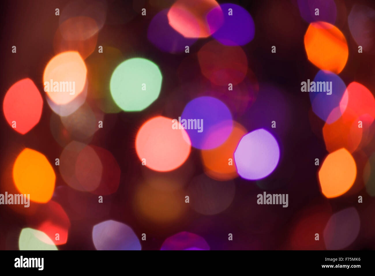 Retro Lampen, bunte Disco Hintergrund mit Bokeh-Effekt Weichzeichnen. Ideal für Party Einladung, Event, Urlaub Grußkarte oder web Stockfoto