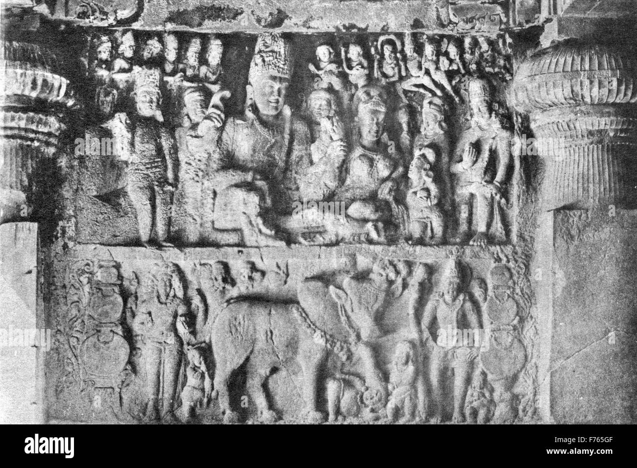 Shiv Parvati Statue Ellora Höhlen, Aurangabad, Maharashtra, Indien, Asien Stockfoto