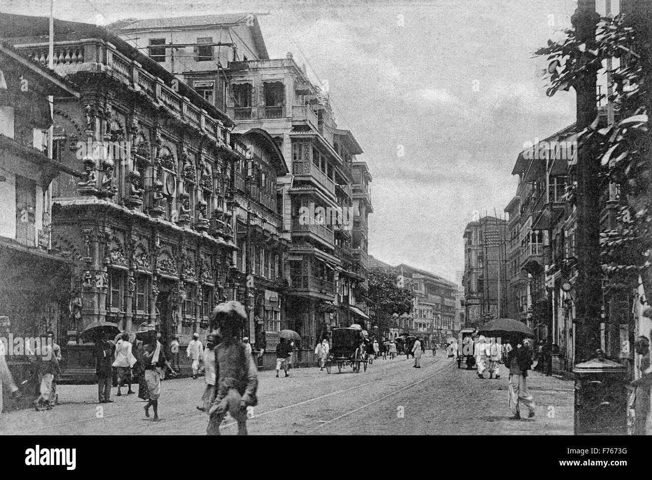 Aad 194319- Alte vintage 1900s Dwarkadheesh Krishna Tempel kalbadevi, Mumbai, Maharashtra, Indien, Asien Stockfoto