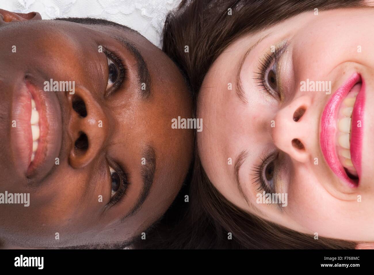 Schwarzer Mann und weiße Frau Stockfoto