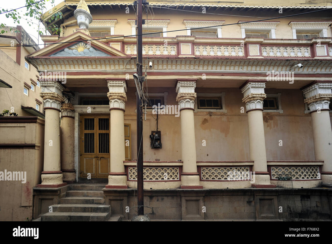 Navsari Mädchen datieren