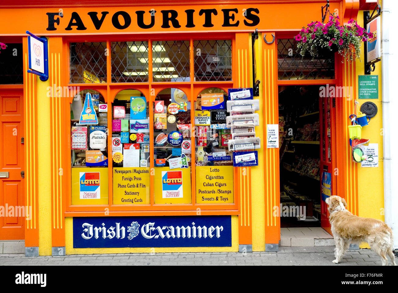 Newsagenten-Kinsale Cork Irland shop Stockfoto