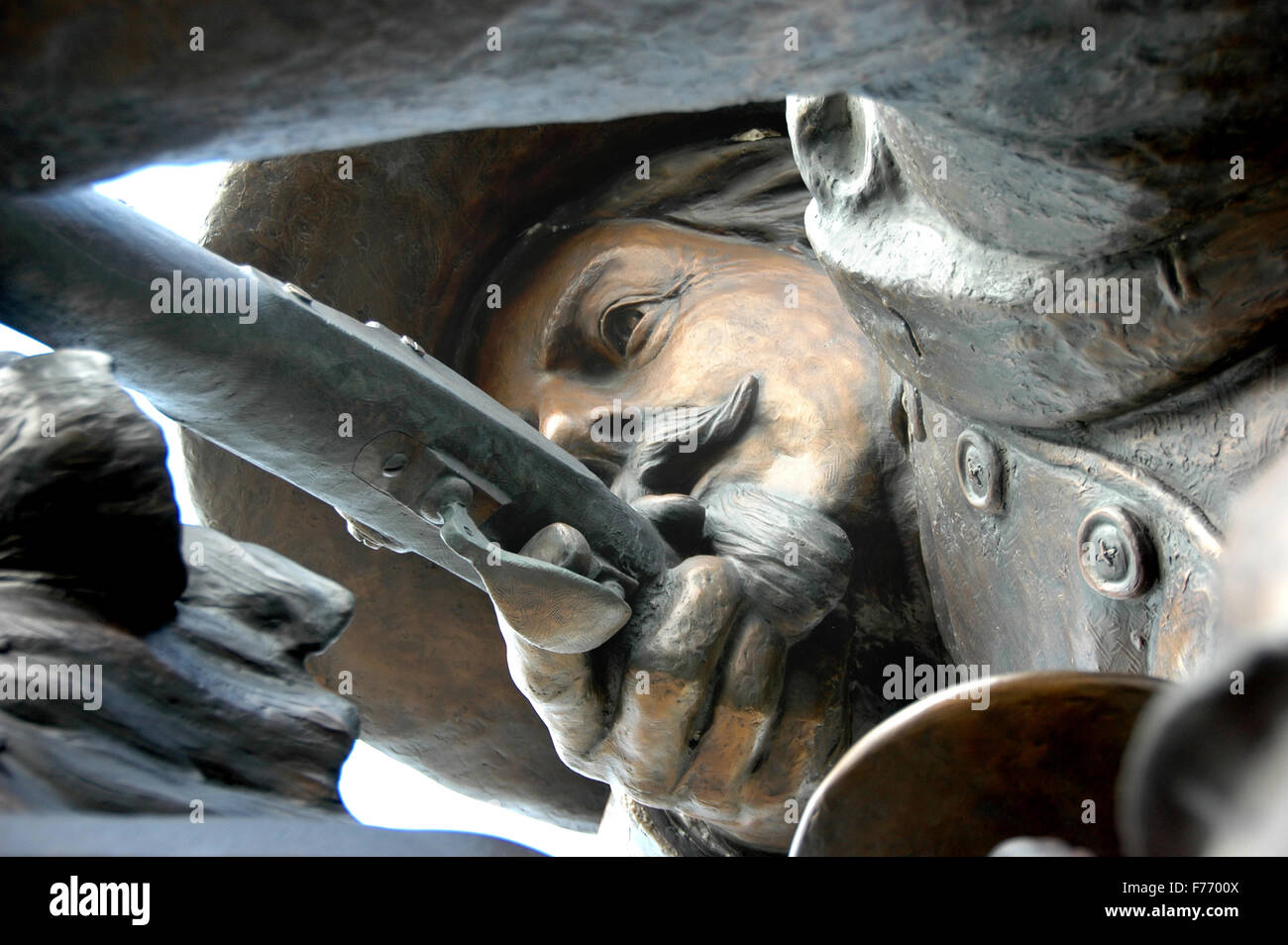 William Buffalo Bill Cody Statue in Oakley, Kansas, von Bildhauer Charlie Norton. Cody ist Tötung ein "Goliath" Büffel aus seinem Pferd in den 1890er Jahren Stockfoto