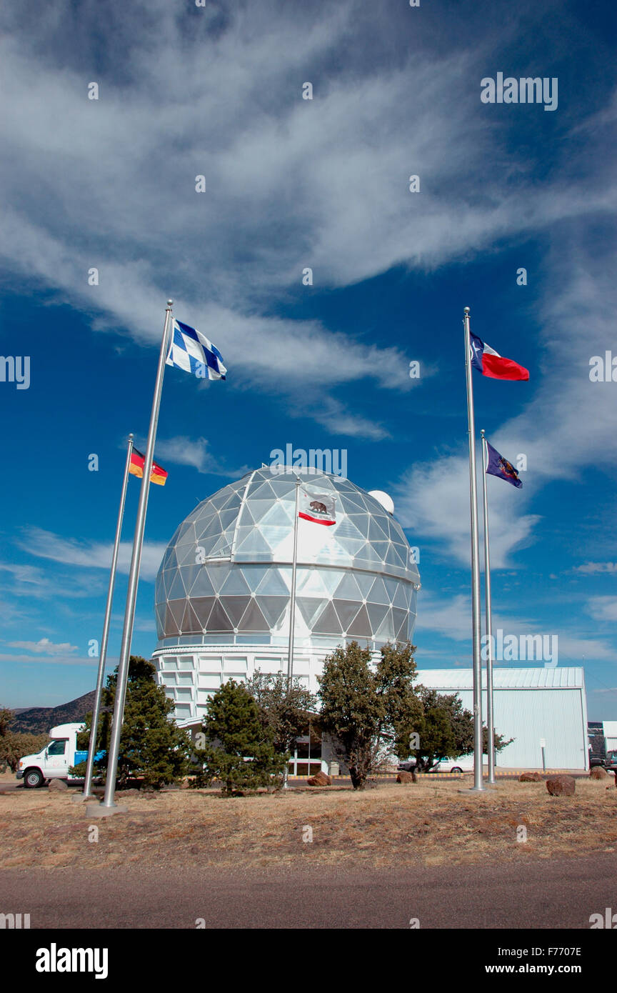 McDonald Observatory Teleskope im westlichen Texas Berge für Forschung und Deep Space Beobachtung von Hochschulen in den USA America Stockfoto