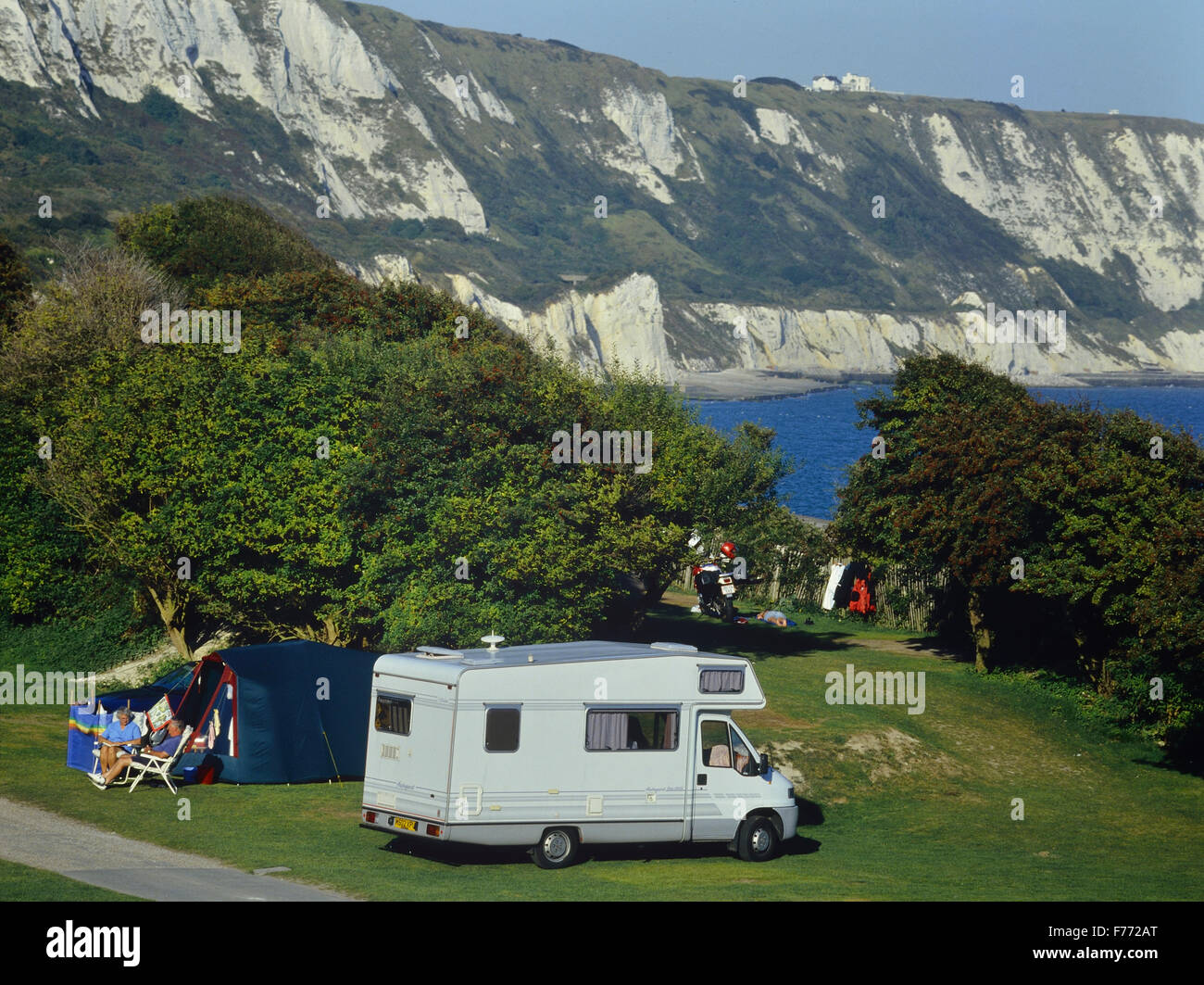 Wohnmobil in einem Touring-Park in der Nähe von Folkestone / Dover. Kent. England. UK Stockfoto