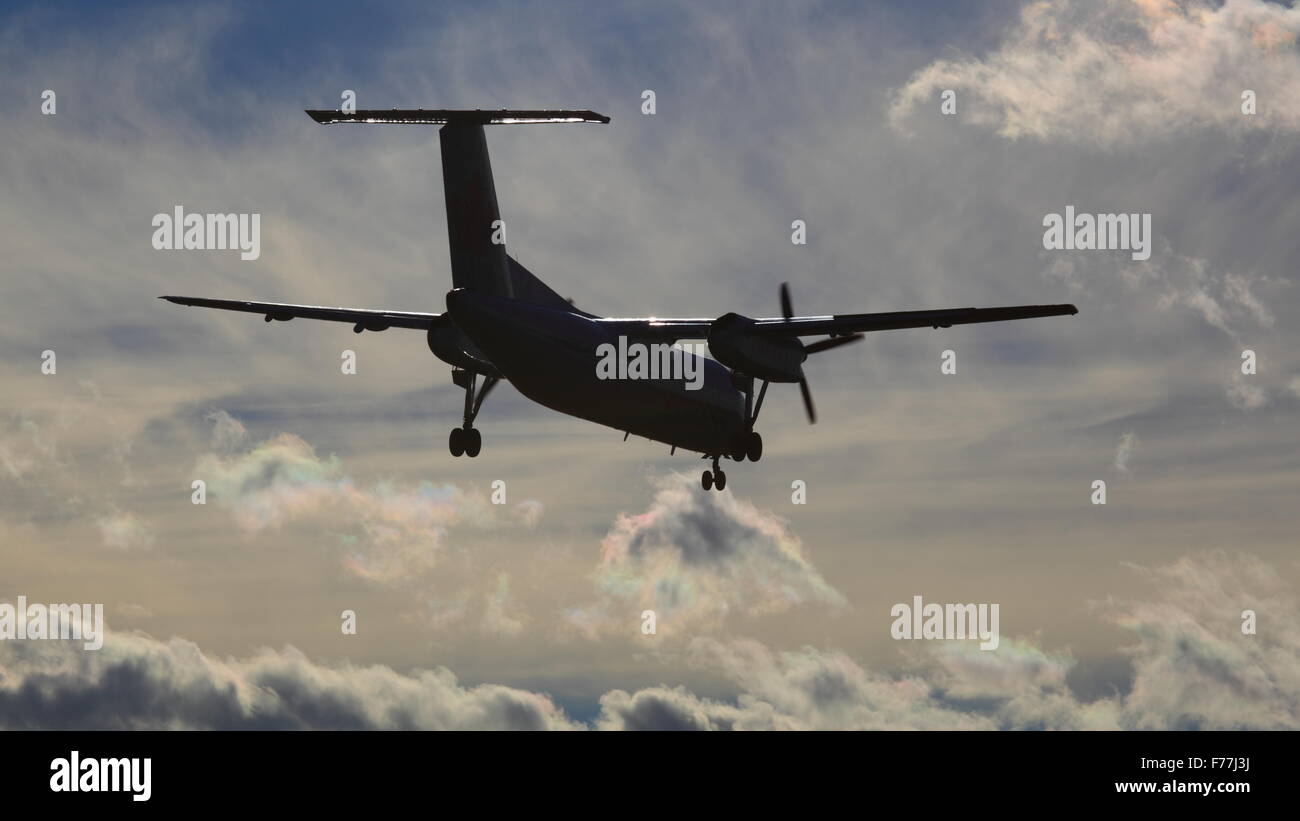 Bombardier DeHavilland DHC-8 C-FGRC Air Canada Express im Endanflug bei YOW Ottawa Kanada, 23. November 2015 Stockfoto