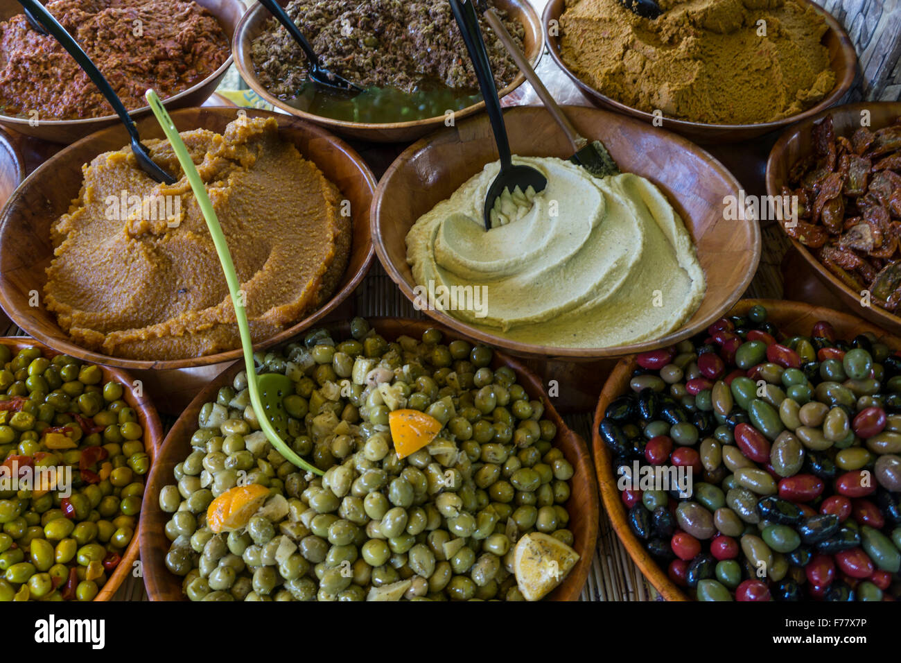 Deli Essen, Flohmarkt, Lourmarin, Provence, Stockfoto