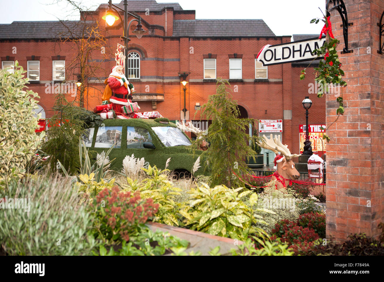 Oldham, Manchester, UK Weihnachten Dekorationen zentralen Bezirk & Altstädter Ring. Stockfoto