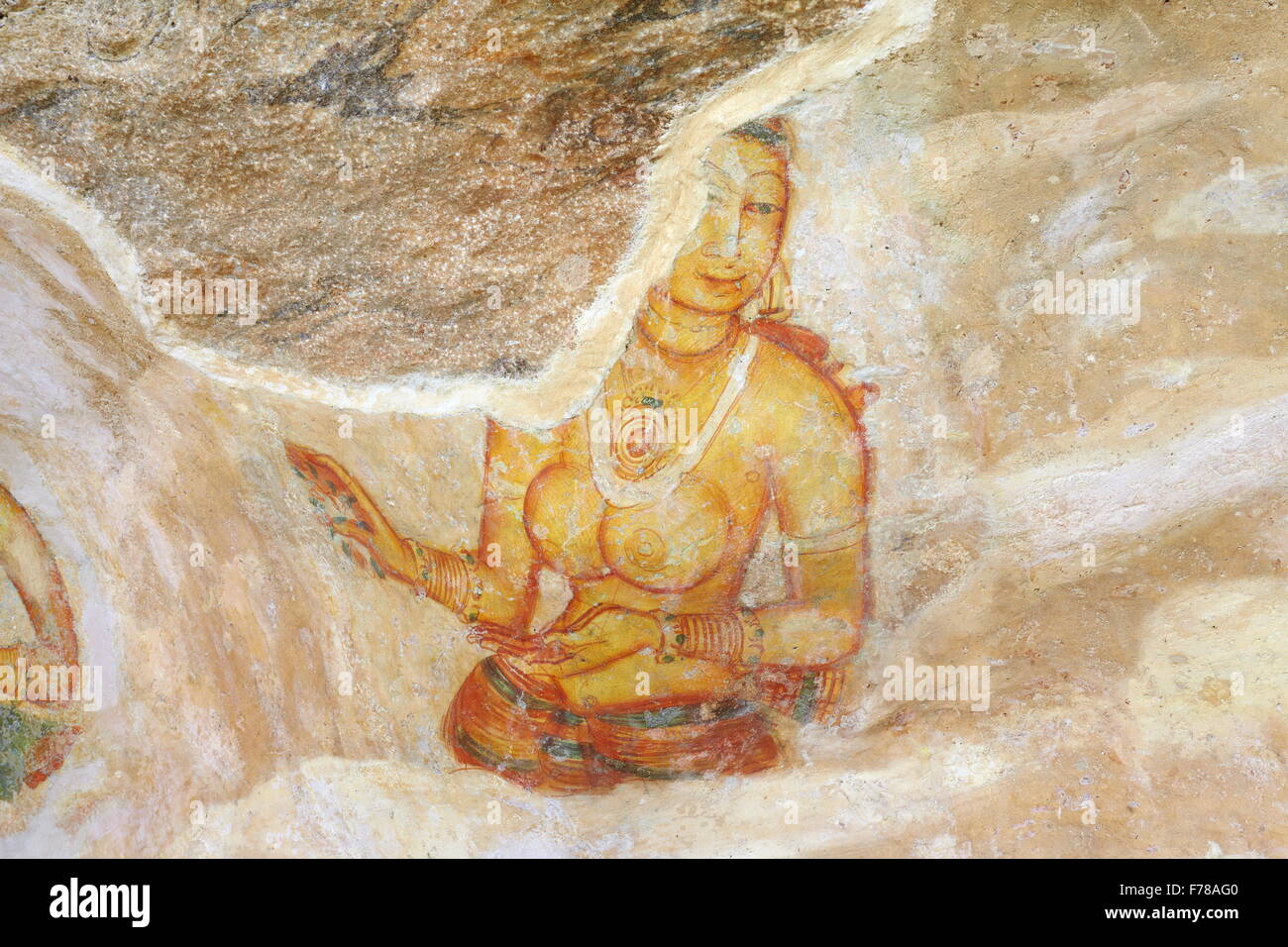 Sri Lanka - alte Fresken, Höhle, Wand-Malereien im Inneren der Festung Sigiriya, UNESCO-Weltkulturerbe Stockfoto