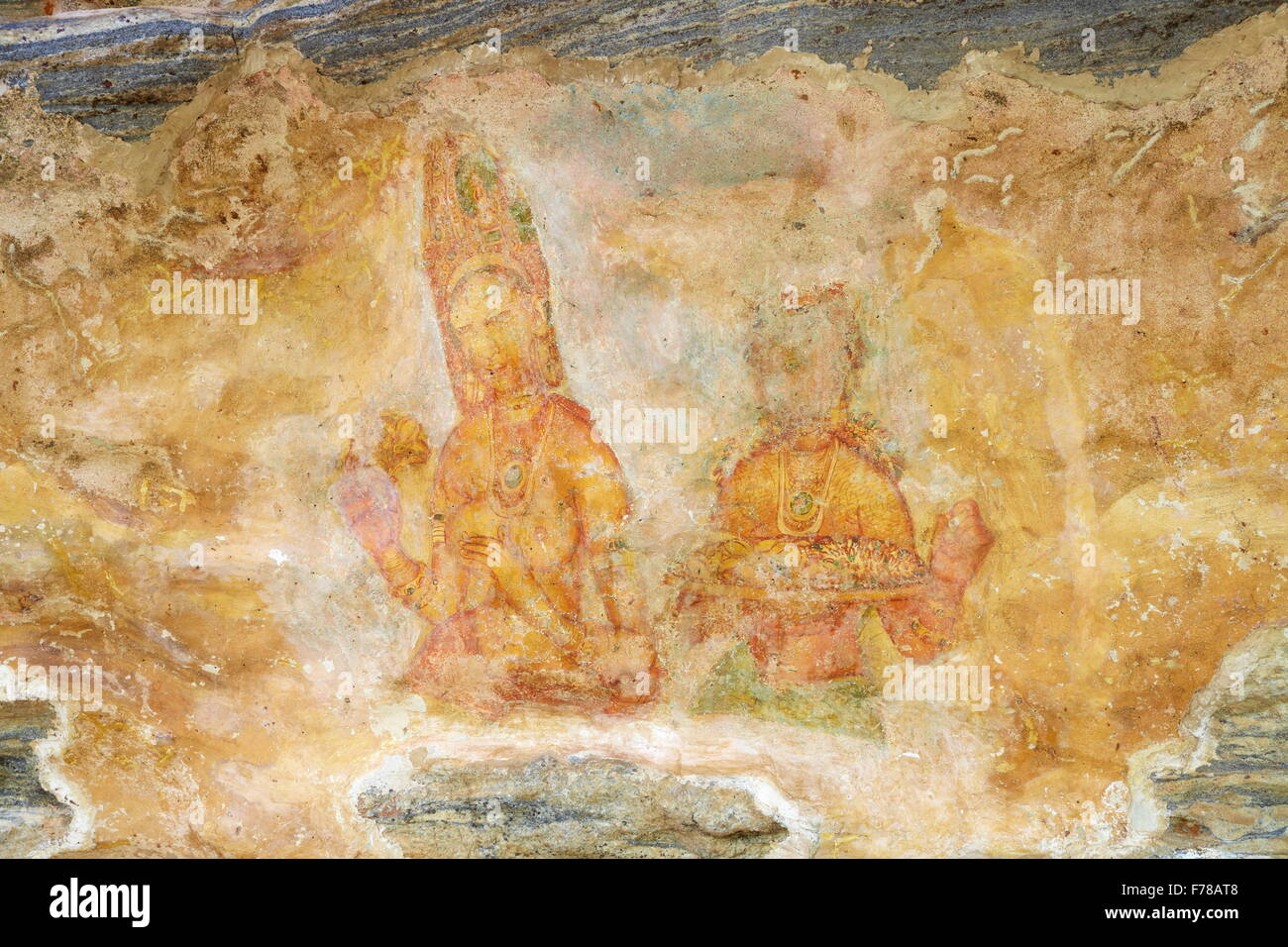 Sri Lanka - alte Fresken, Höhle, Wand-Malereien im Inneren der Festung Sigiriya, UNESCO-Weltkulturerbe Stockfoto