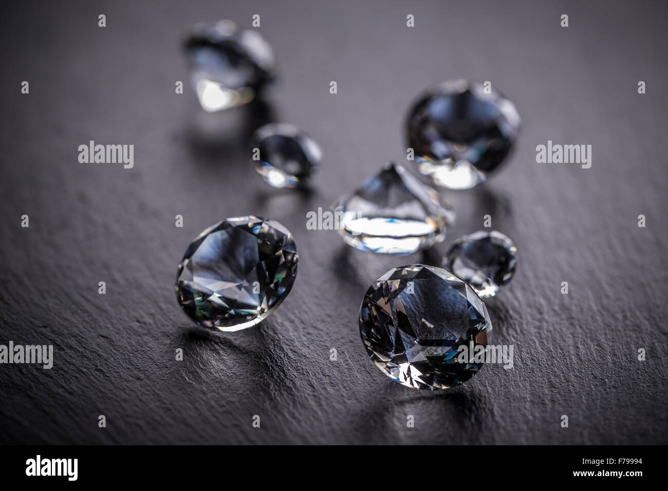 Luxus Diamanten auf schwarzem Hintergrund Stockfoto