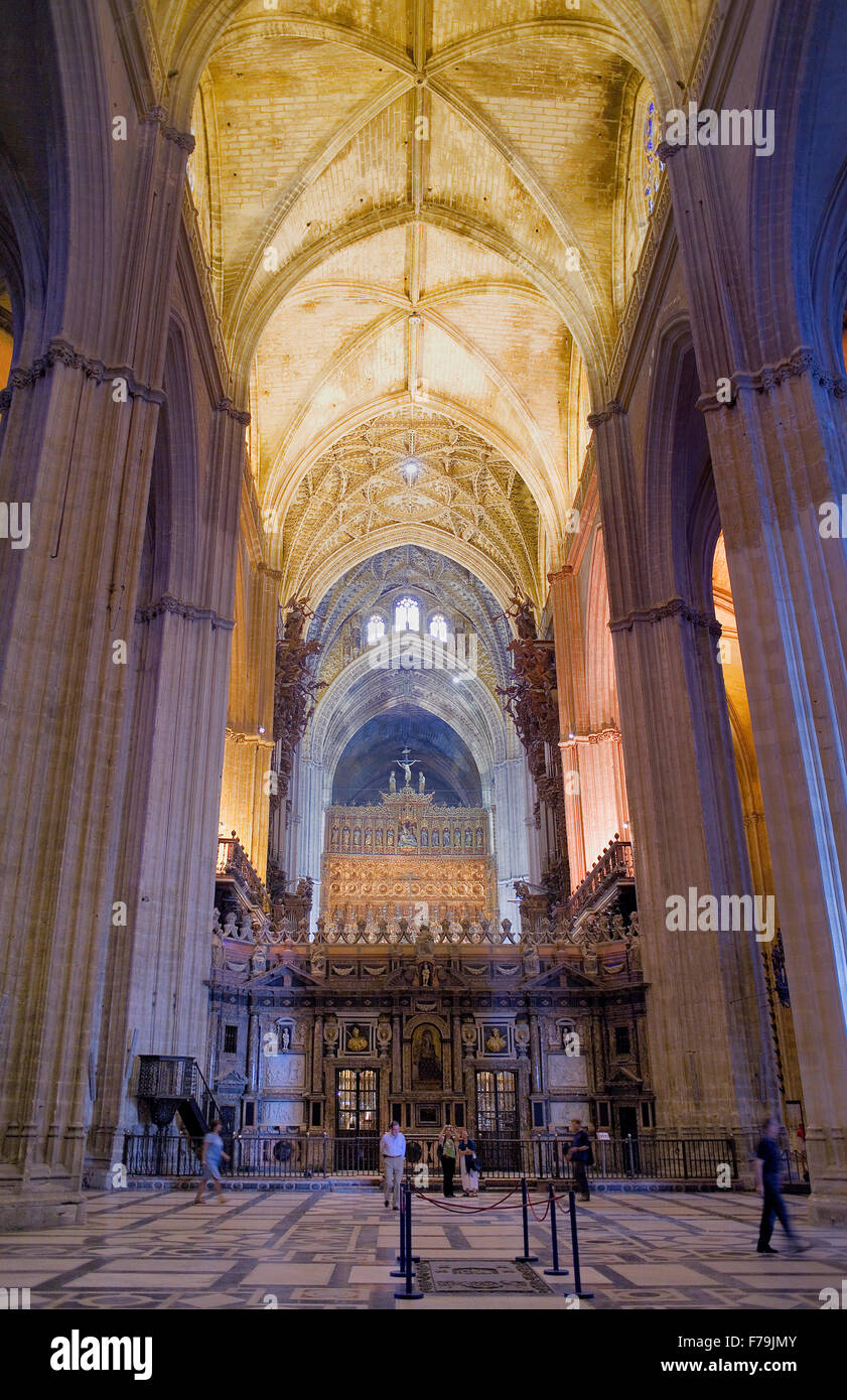 Mittelschiff, Kathedrale von Sevilla, Sevilla, Andalusien, Spanien Stockfoto