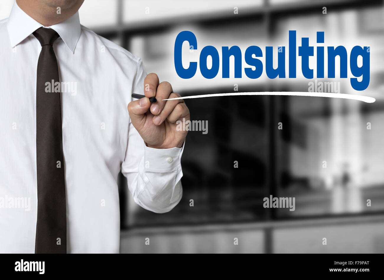 Beratung wird von Geschäftsmann Hintergrund Konzept geschrieben. Stockfoto