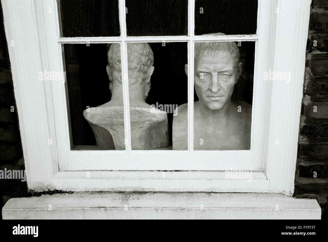 London in England in Großbritannien im Vereinigten Königreich Großbritannien. Kopf Philosophie Philosoph Kultur Geschichte Skulptur Kunst-Psychologie Psychiatrie Stockfoto