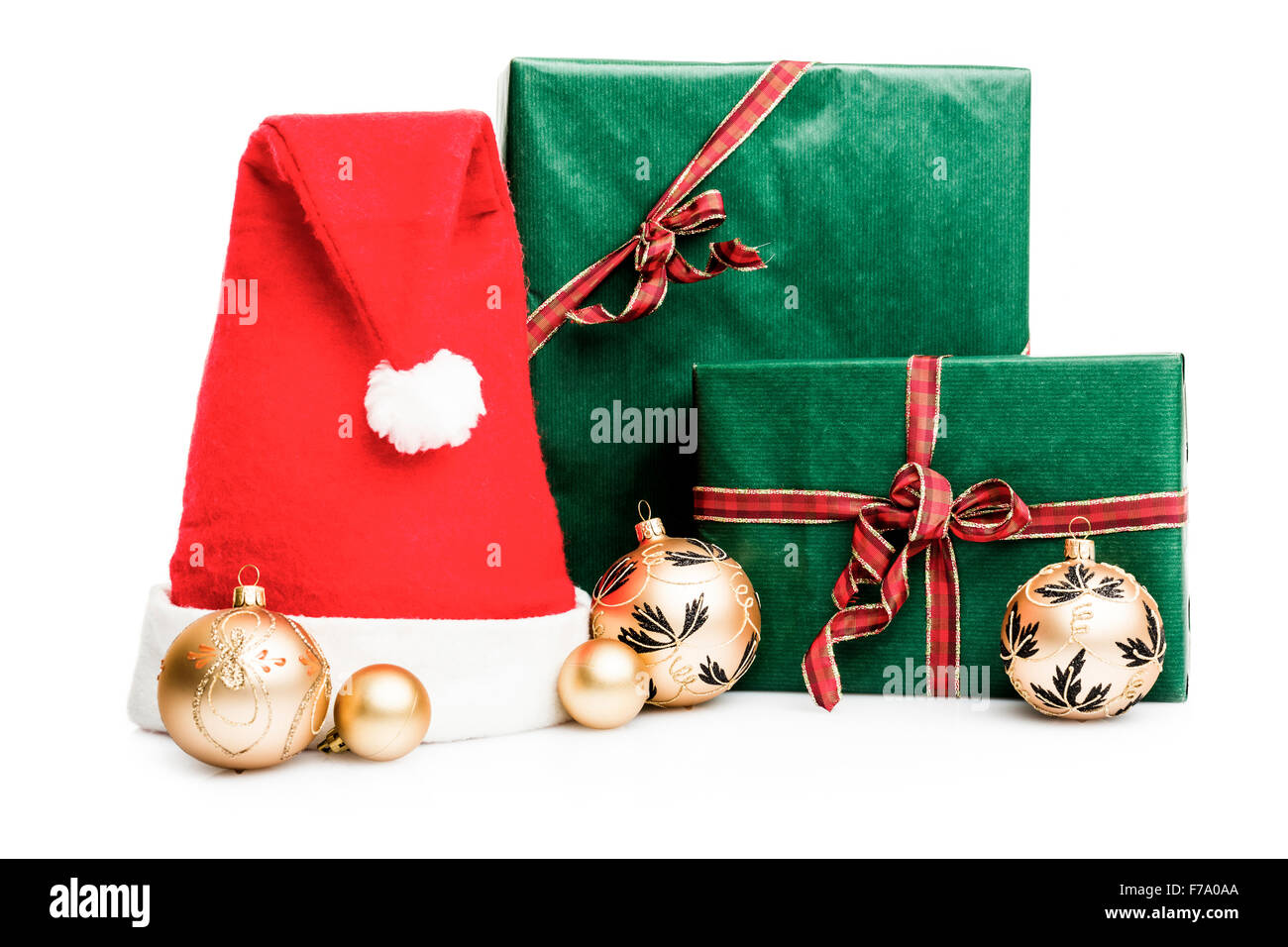 Häschen mit Weihnachtsmütze auf weißem Hintergrund Stockfoto