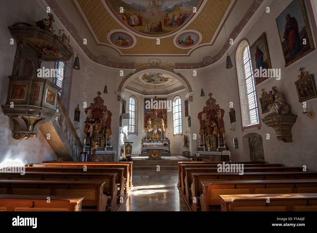 Innenraum der Kirche des Heiligen Antonius, Hinterstein, Allgäu, Bayern, Deutschland Stockfoto