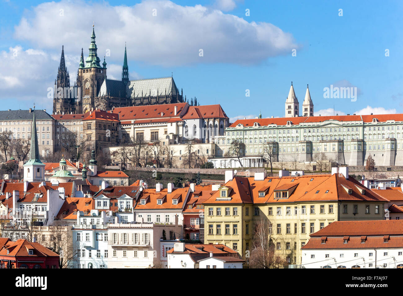 Prag Panorama Hradcany mit Schlossansicht Skyline der Tschechischen Republik, Prag Gesamtansicht Stockfoto