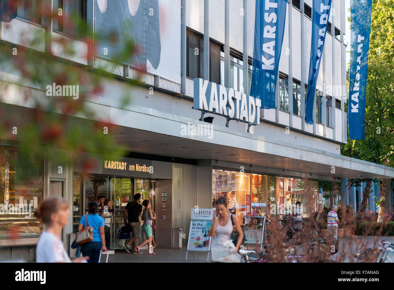 Karstadt Kaufen Stockfotos und -bilder Kaufen - Alamy