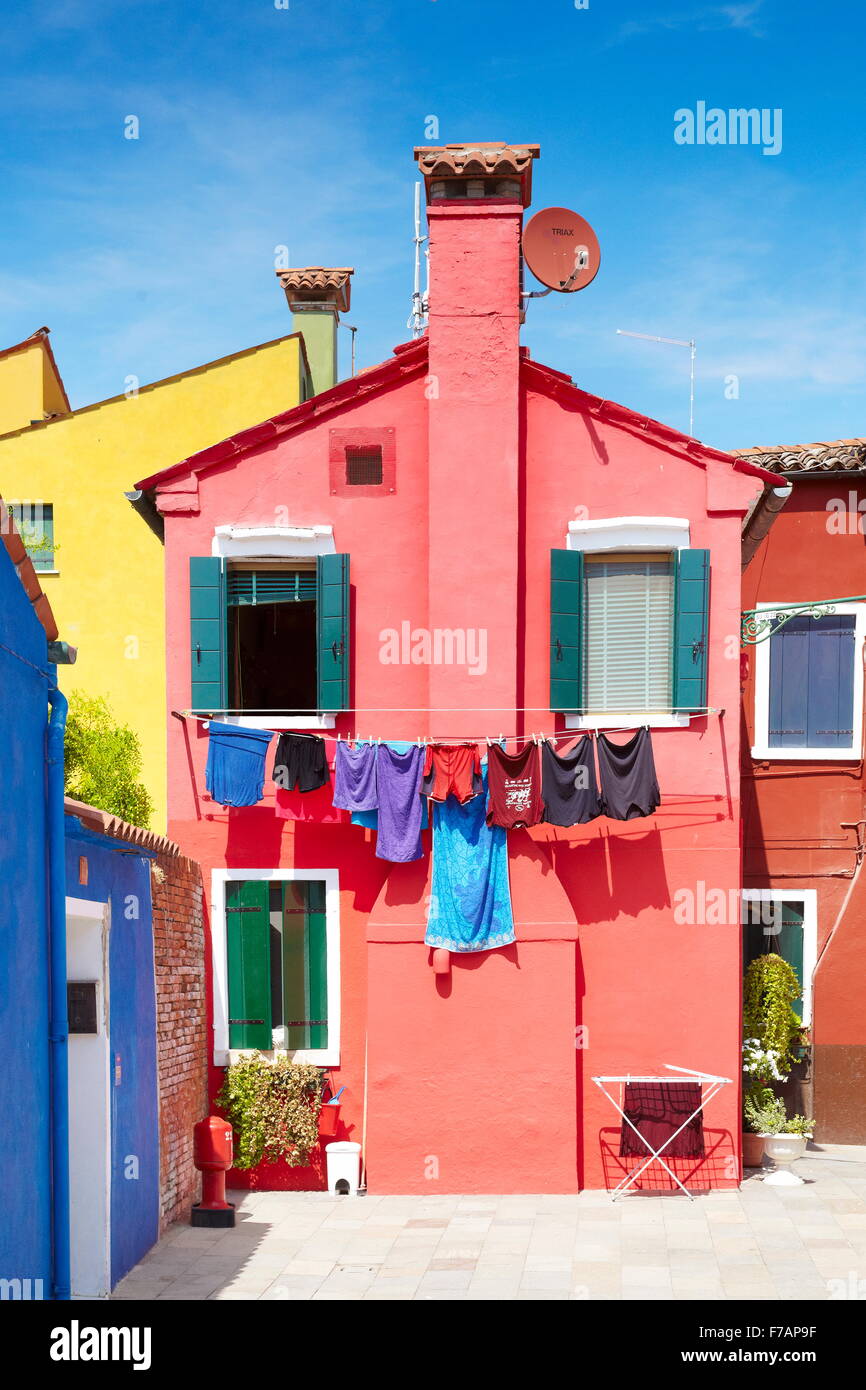 Bunte Häuser in Burano Dorf in der Nähe von Venedig, (Lagune Insel Burano), Italien Stockfoto