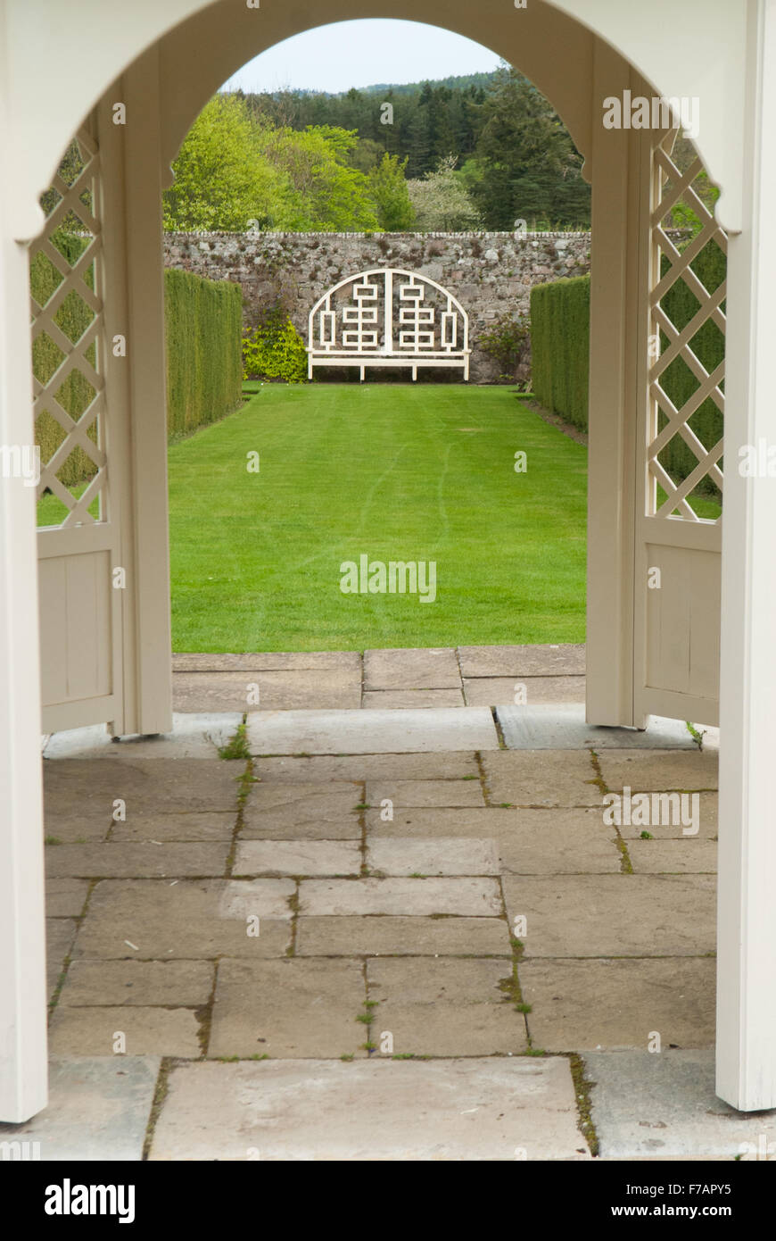 Rose Gärten Drum Castle in Aberdeenshire, Schottland. Stockfoto