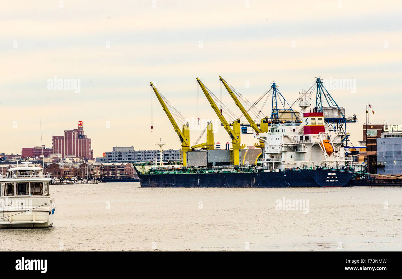 Doris Valletta Bulk Schiff angedockt an der Innenhafen Baltimore, Maryland USA Stockfoto