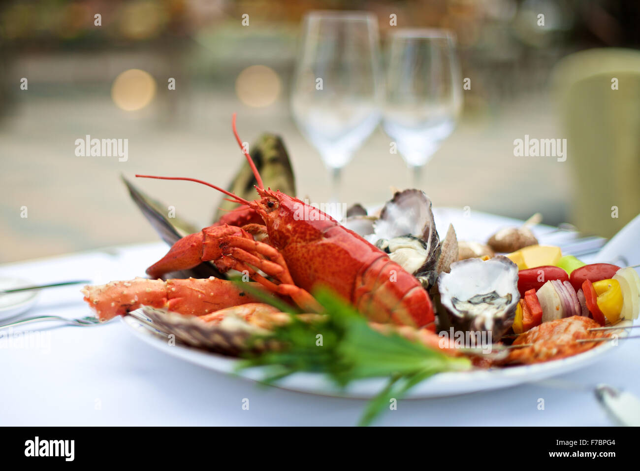 Fisch Hummer auf Tisch im Buffet-restaurant Stockfoto