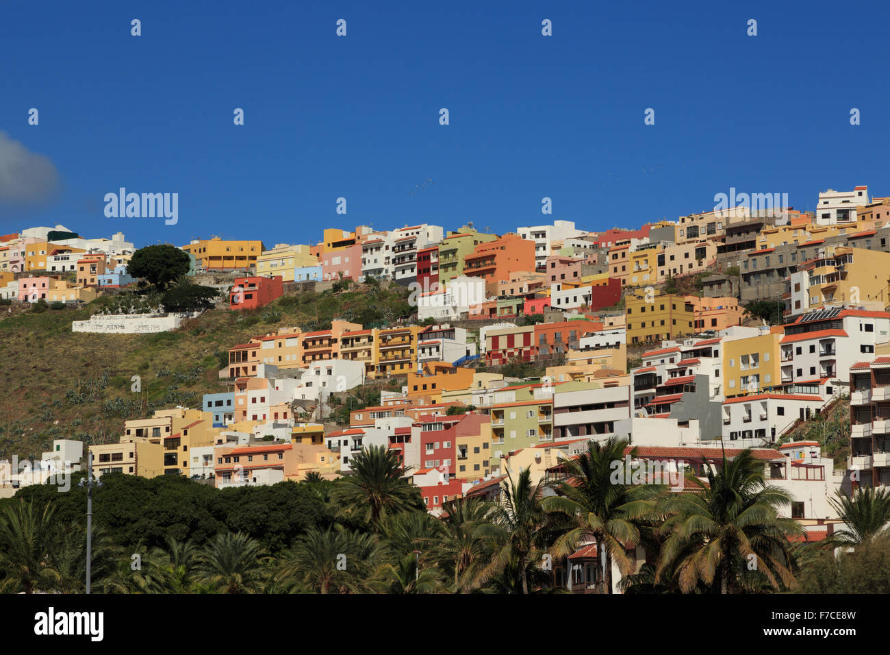 Ein Foto von einigen bunten Häuser in San Sebastian De La Gomera, Kanarische Inseln, Spanien. Stockfoto