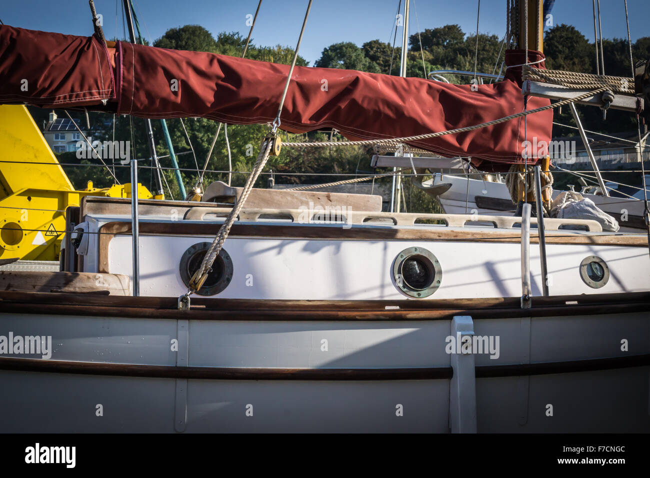 Klassisches Boot in der Werft. Stockfoto