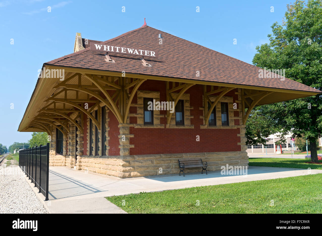 historische Eisenbahn Depot Gebäude hohen viktorianischen Gotik-Stil im Wildwasser-wisconsin Stockfoto