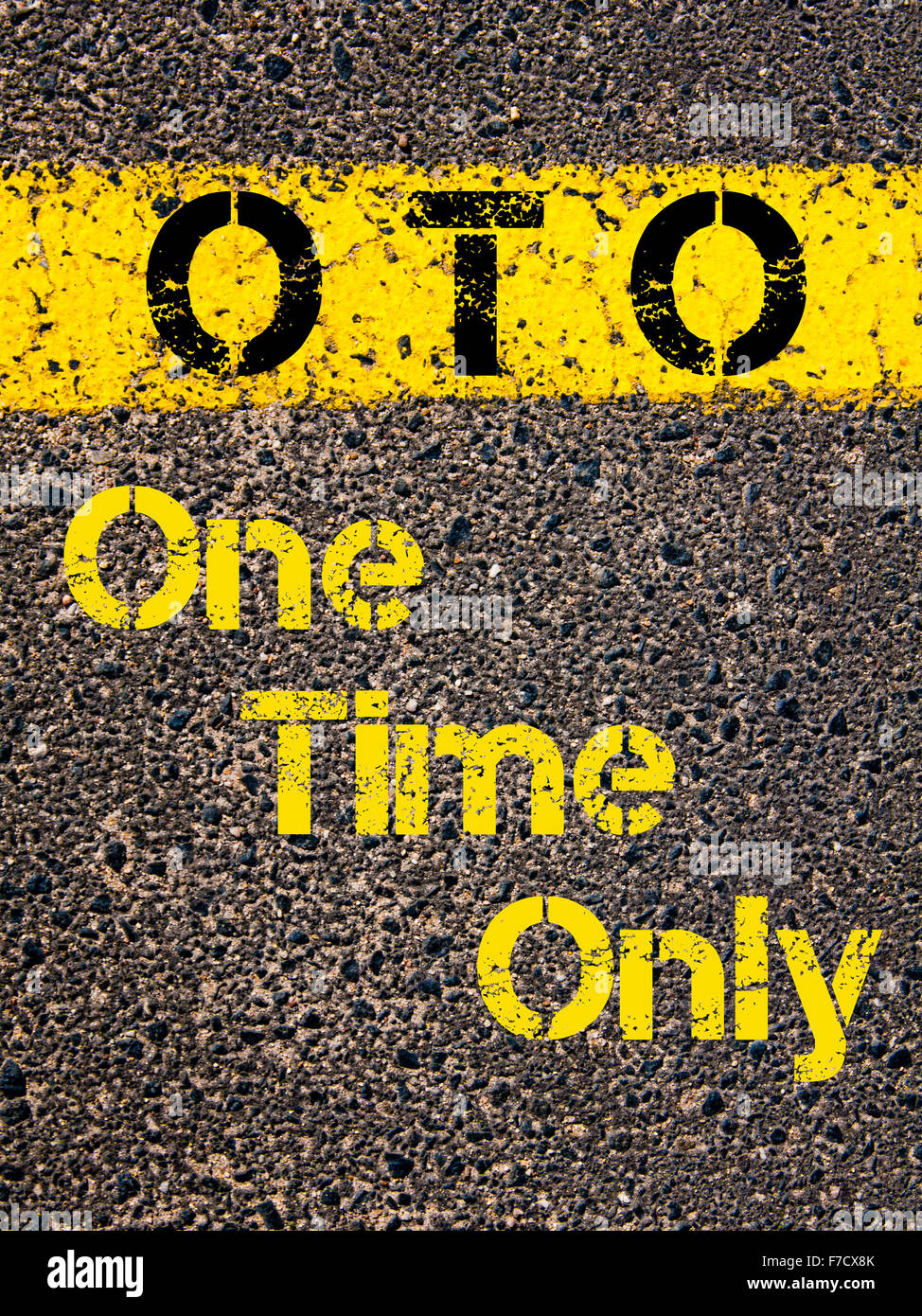 Konzept-Bild der Buchhaltung Business Abkürzung OTO eine Zeit nur über Straße Markierung gelber Farbe geschrieben. Stockfoto