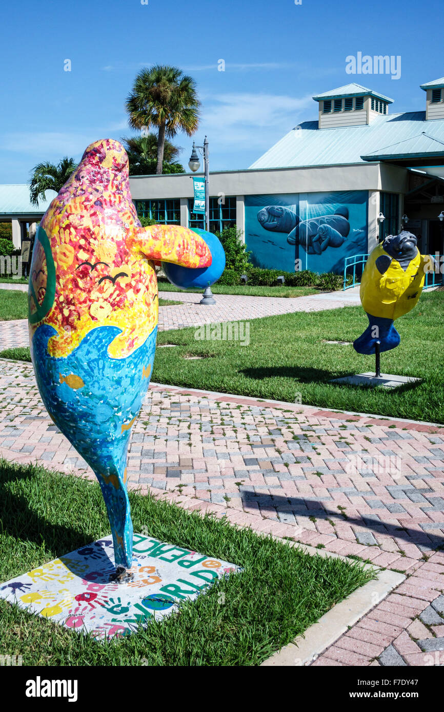 Fort Ft. Pierce Florida, Manatee Observation and Education Center, Fiberglas-Statue Skulptur, Besucher reisen Reise Tour Tourismus Wahrzeichen l Stockfoto