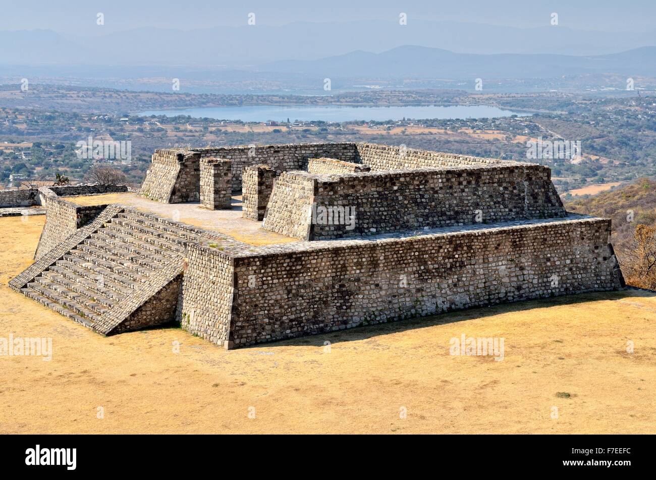 Pyramide am Plaza De La Estela, Laguna de Coatetelco hinter der Xochicalco Ruins, Cuernavaca, Morelos, Mexiko Stockfoto