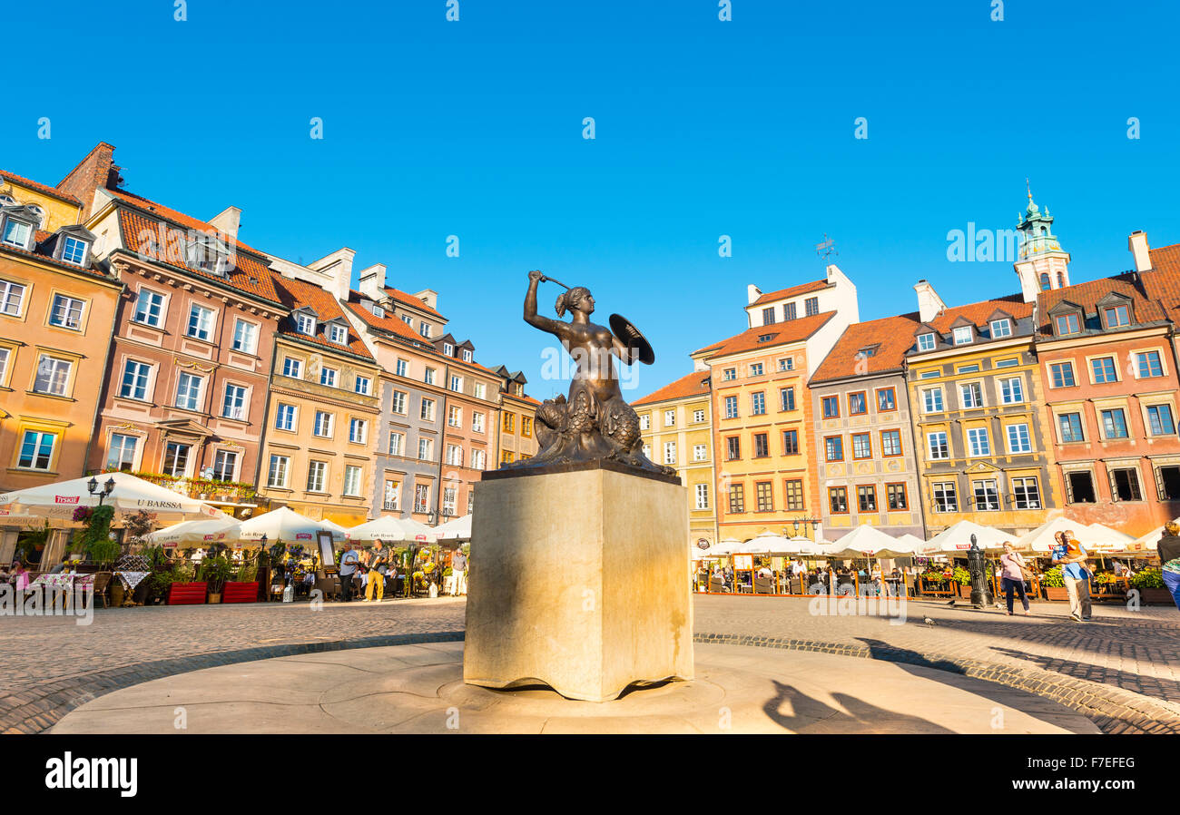 Meerjungfrau-Statue, Marktplatz, Restaurants, Altstadt, Warschau, Masowien, Polen Stockfoto