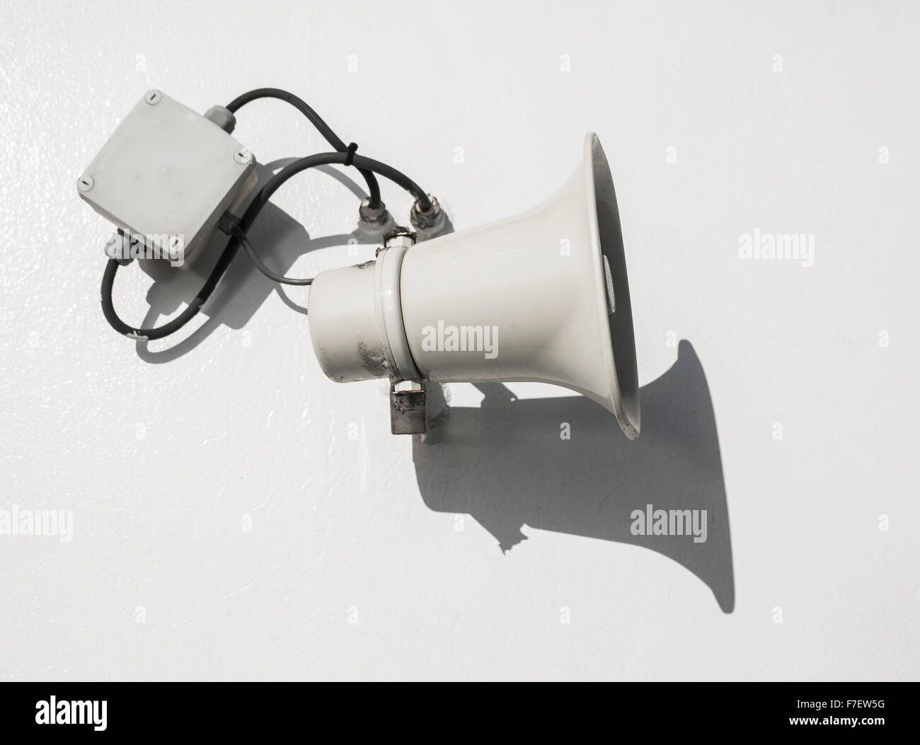 Beschallungsanlagen (PA-System)-System Lautsprecher auf Kreuzfahrtschiff Stockfoto