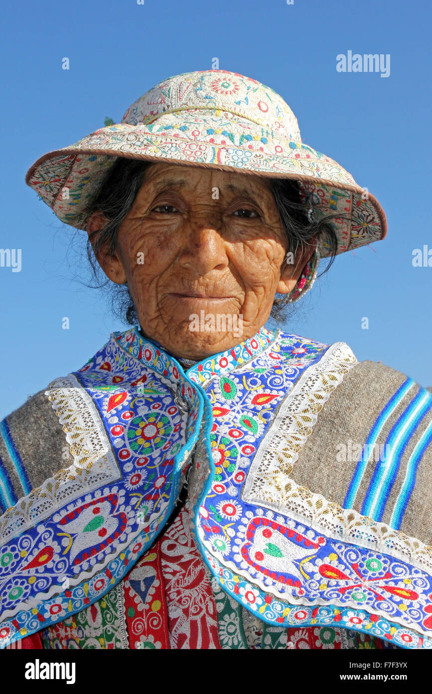 Ältere Quechua-Frau Stockfoto