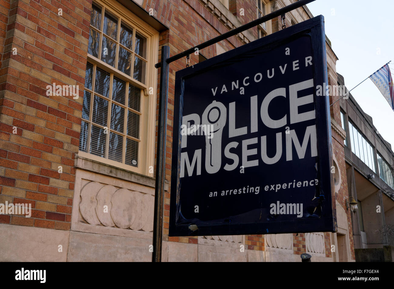 Zeichen außen an der Vancouver Polizei Museum, Untersuchungsrichter, Gerichtsgebäude, Vancouver, BC, Kanada Stockfoto