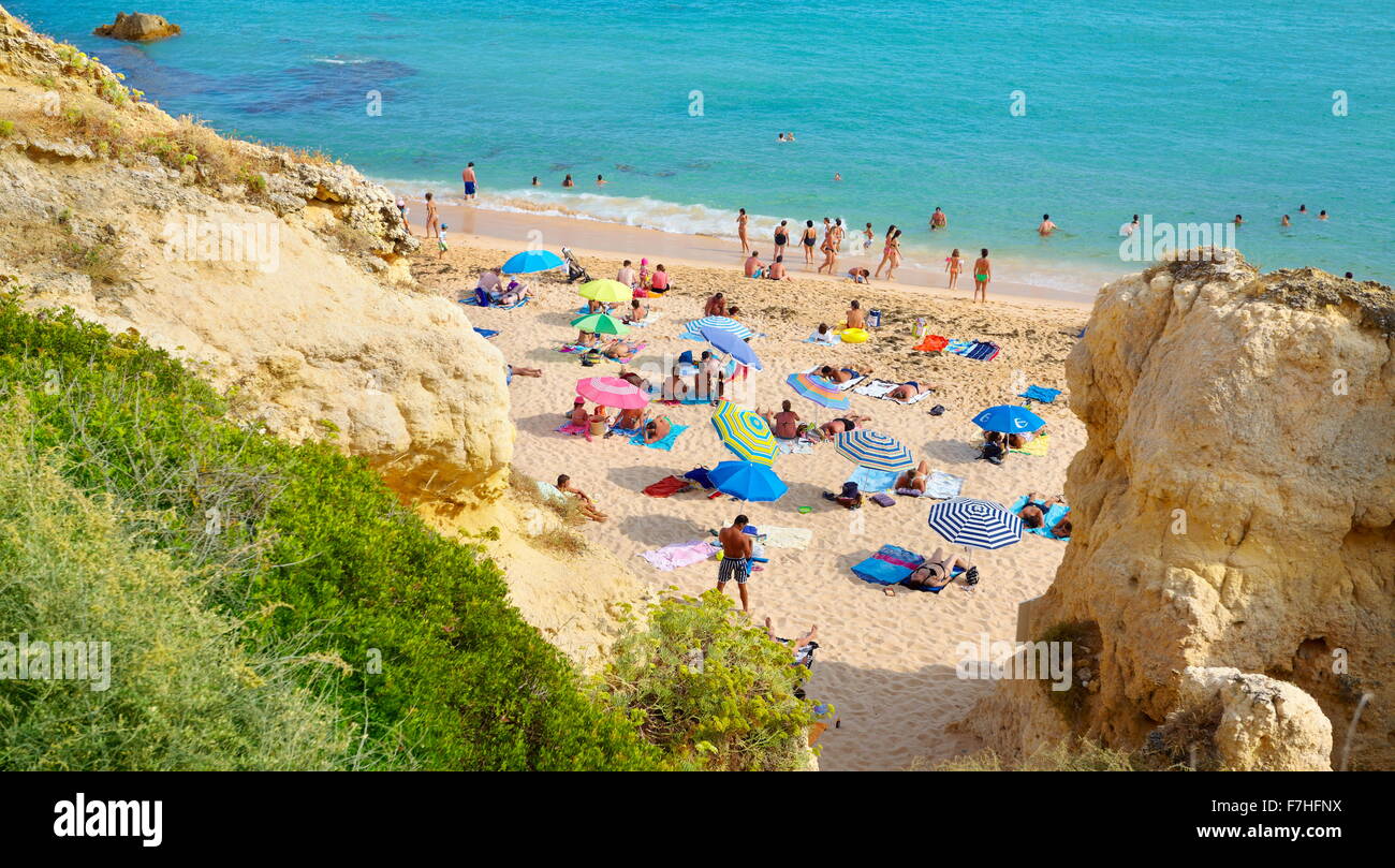 Algarve-Küste in der Nähe von Albufeira, Portugal Stockfoto