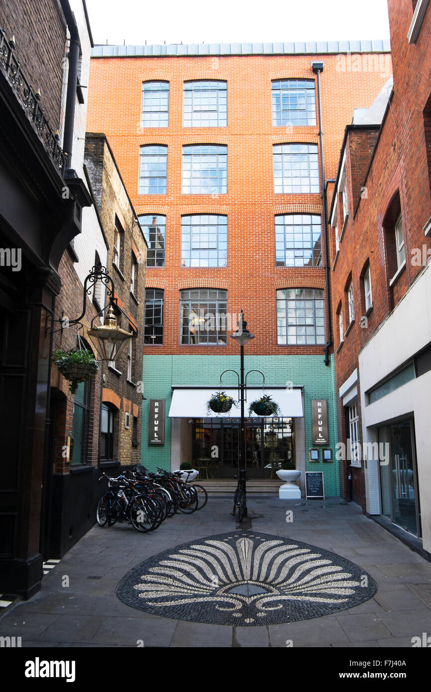 Das Soho Hotel in Richmond Mews aus Wardour Street, Soho, London, England, Großbritannien Stockfoto