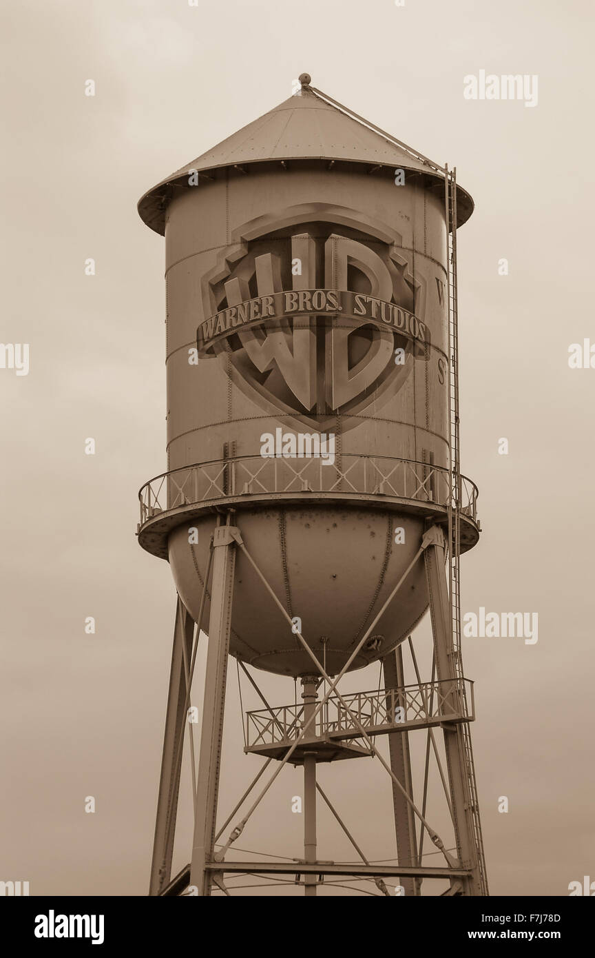 Sepia Bild von der Wasserstadt Warner Bros Studios in Burbank, Kalifornien, USA Stockfoto