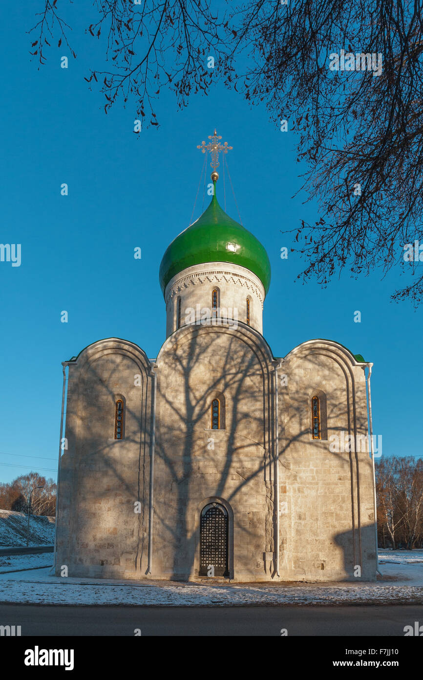 Pereslawl-Salesskij, Russland-29. November 2015: Verklärungskirche. Es ist im Jahre 1152 im byzantinischen Stil gebaut. Stockfoto