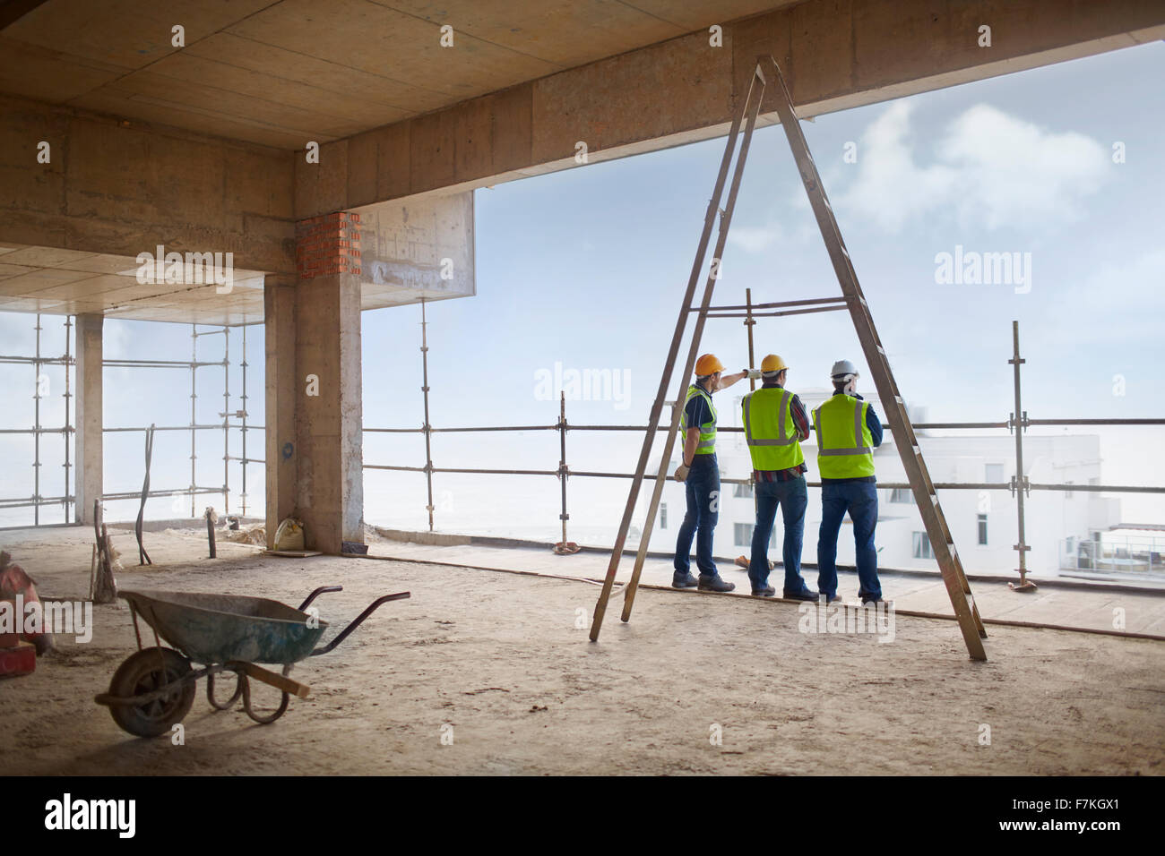 Bauarbeiter am Hochhaus-Baustelle Stockfoto