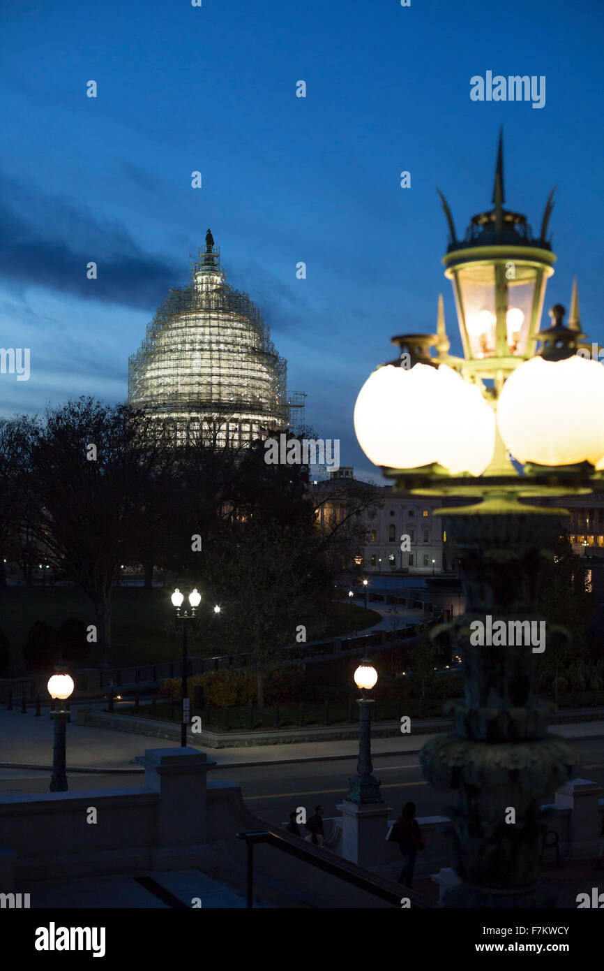 Washington, DC - US Kapitol Gebäude mit Gerüsten können Reparaturen an der Kuppel. Stockfoto