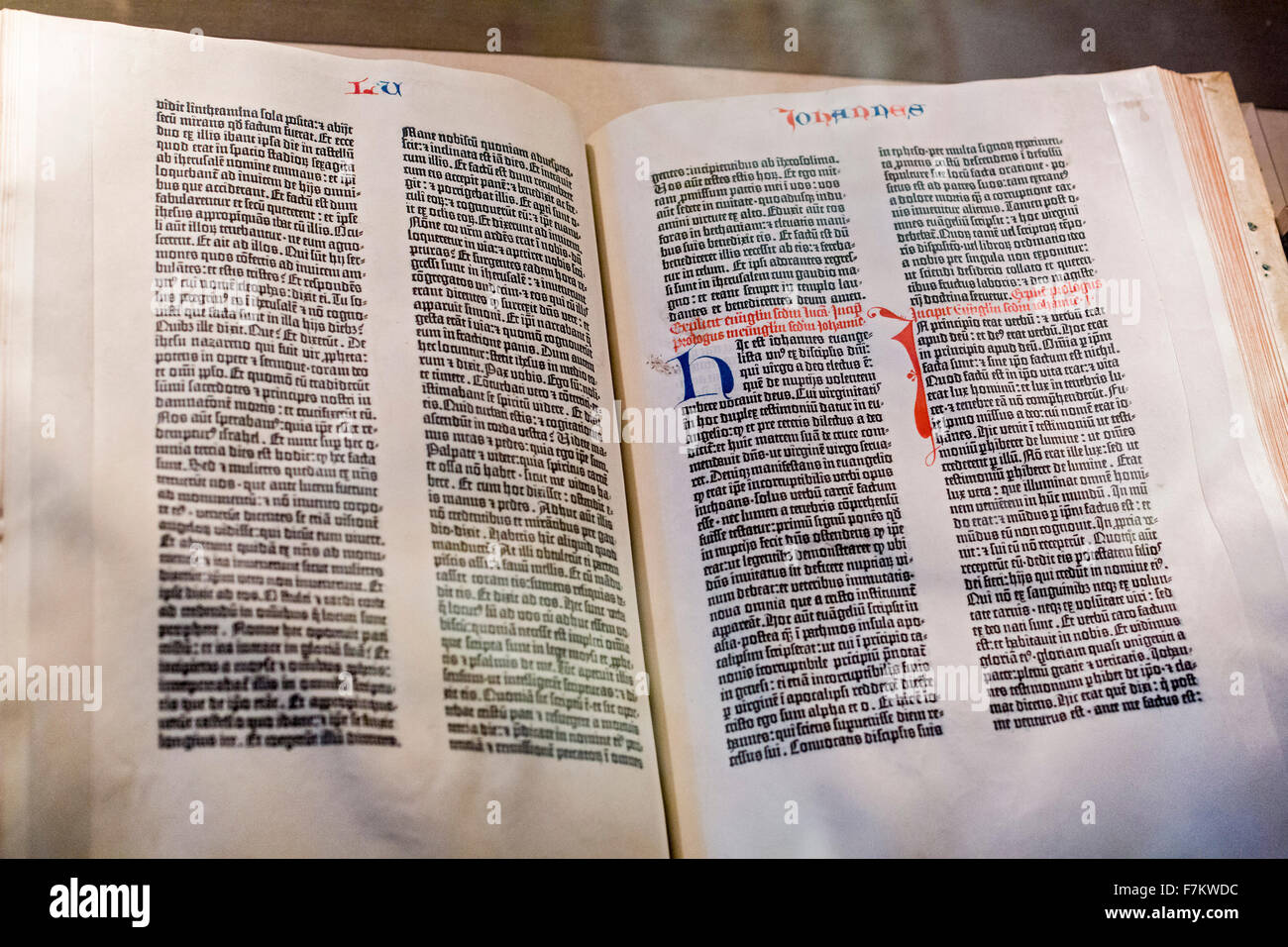 Washington, DC - eine Gutenberg-Bibel in der Library of Congress. Stockfoto