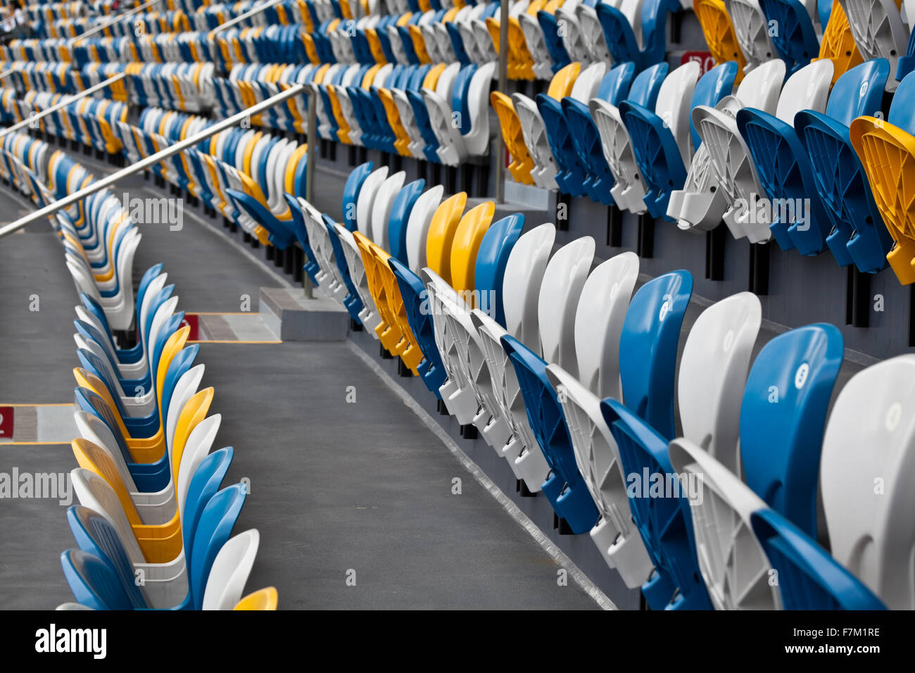 Sitzreihen Stadion Stockfoto