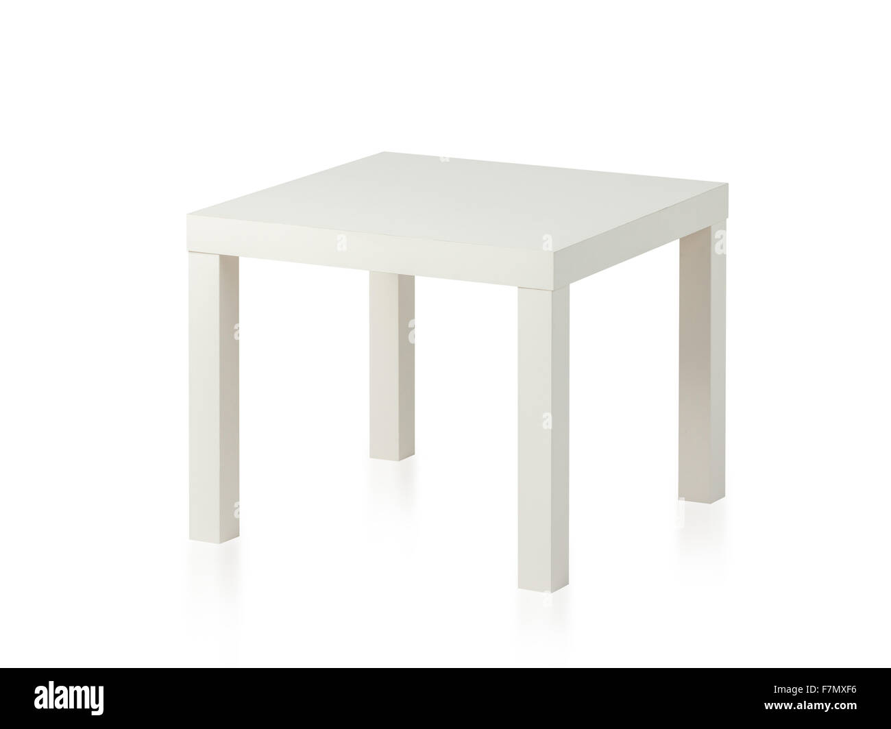 Weißer Kunststoff Tabelle auf weißem Hintergrund Stockfoto