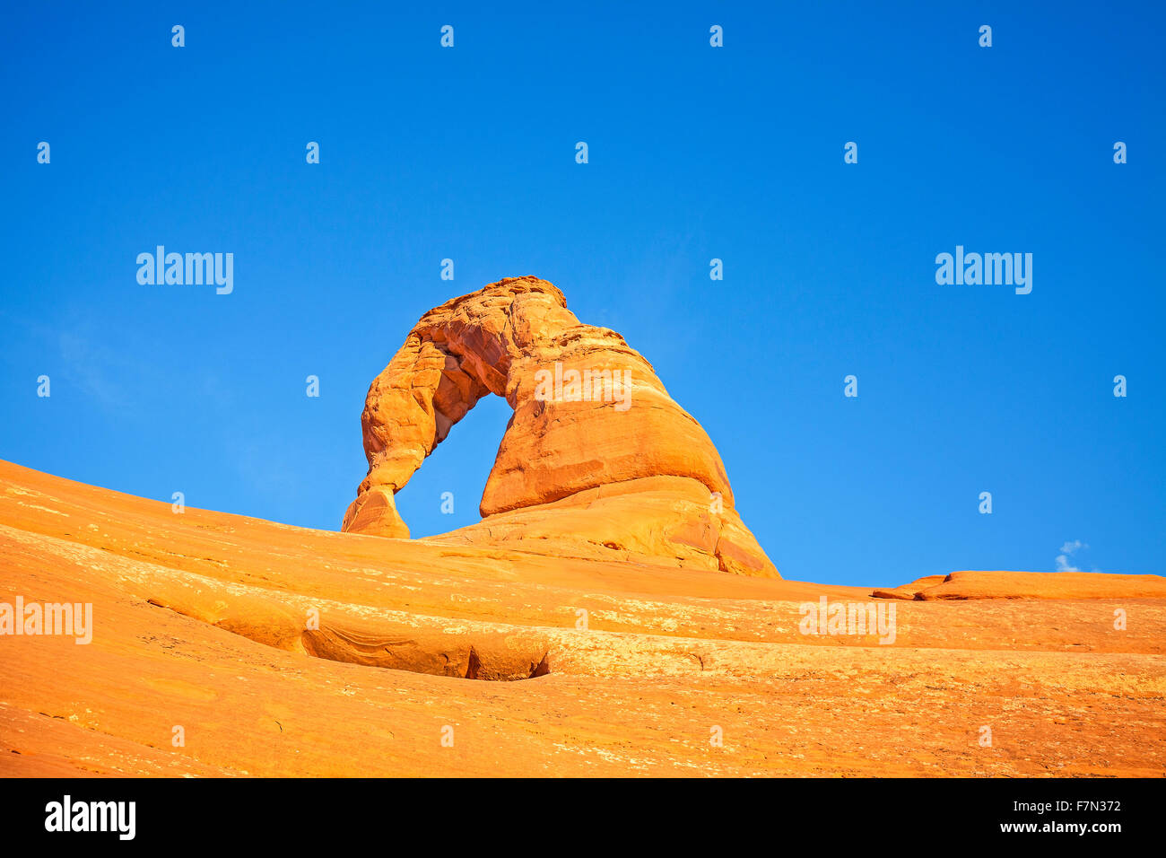 Delicate Arch bei Sonnenuntergang, Utah, USA. Stockfoto