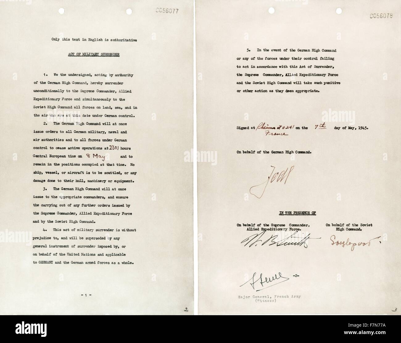 Die Kennzeichnung der Kapitulation Deutschlands am 7. Mai 1945 von General Jodl unterzeichnet in Reims, Frankreich unterzeichneten Dokument Stockfoto