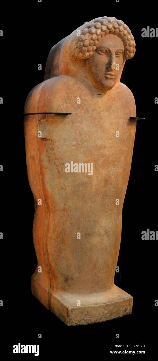 Marmor-Sarkophag gemacht von einem griechischen Bildhauer von der Insel Paros. 480 v. Chr. datiert Stockfoto