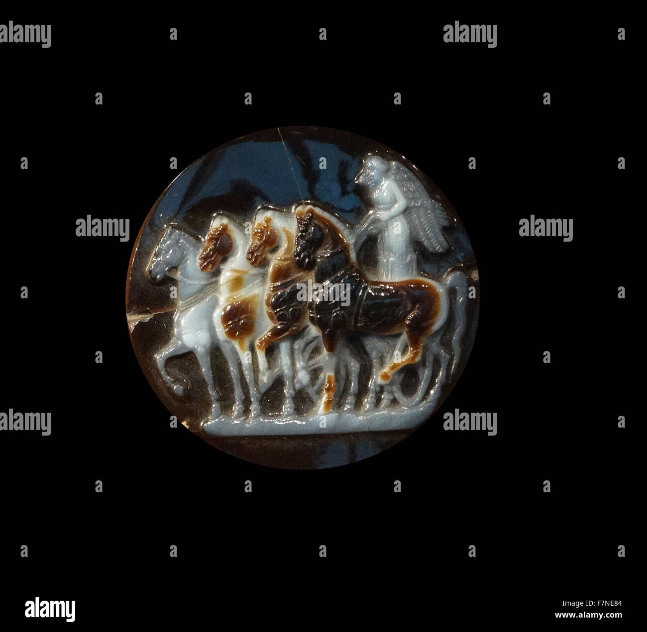 Sardonyx Relief Darstellung Nike (Sieg in einem Wagen). Römisch, 1. Jh. v. Chr. - 1. Jahrhundert n. Chr. Stockfoto