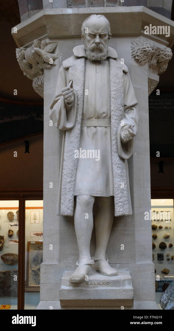 Statue der italienische Astronom Galileo Galilei (1564-1642), Physiker, Ingenieur, Philosoph und Mathematiker [4], eine große in der wissenschaftlichen Revolution während der Renaissance Rolle. Vom 2009 Stockfoto